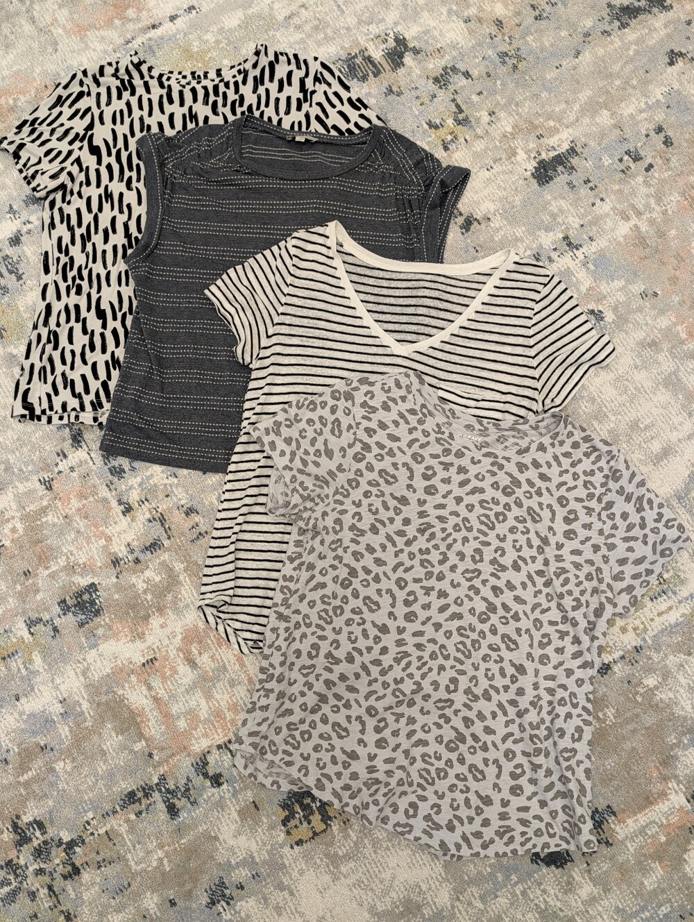 Women's Large Short Sleeve Shirt Bundle Lot